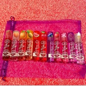Lots of Fruity Roll on 90s small lip glosses